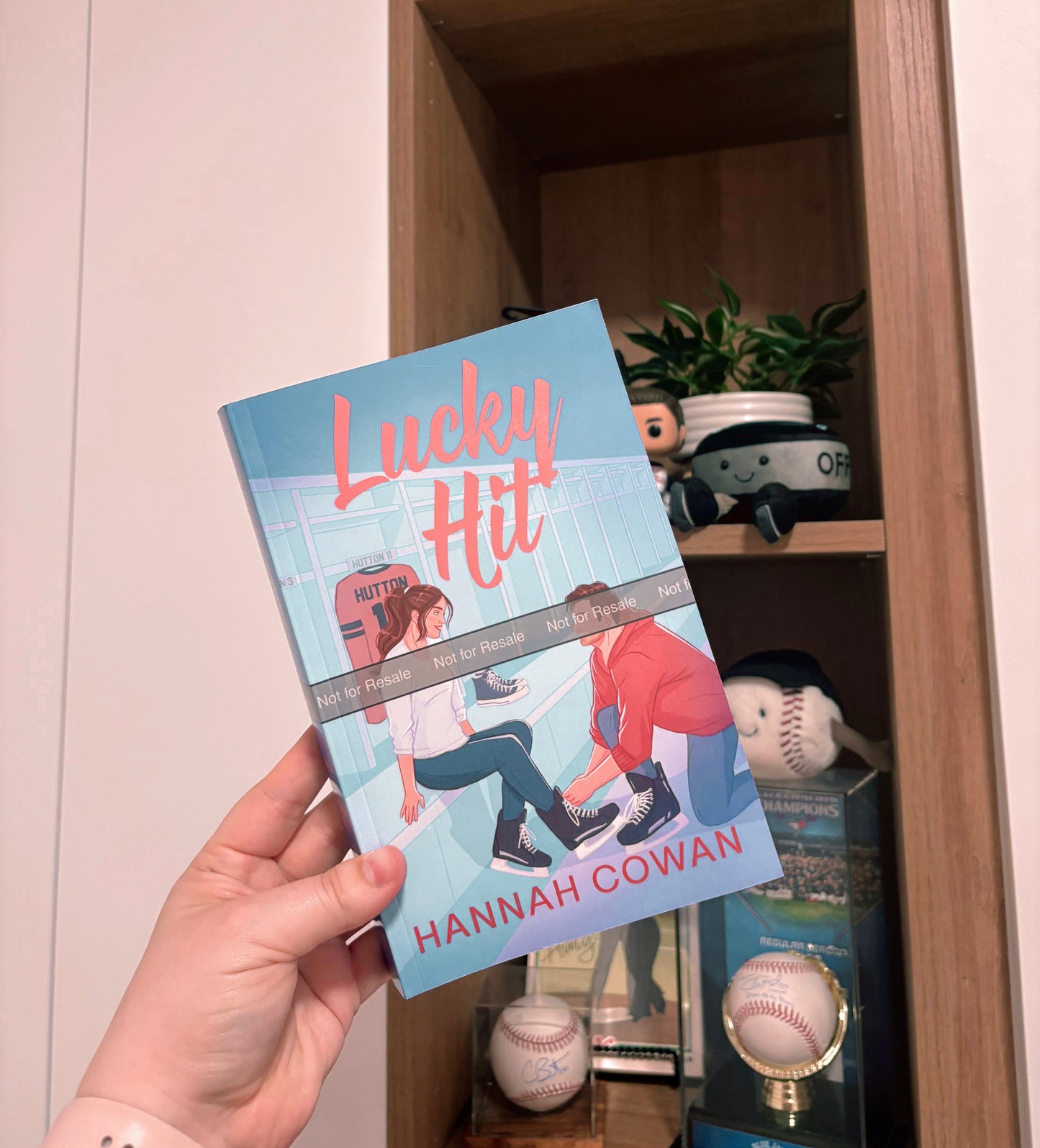 Signed Lucky Hit
